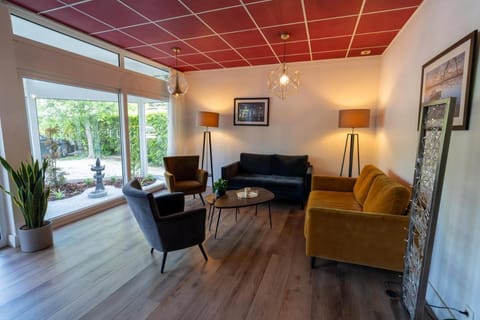 Logis Hotel Arc En Ciel Hotel in Thonon-les-Bains