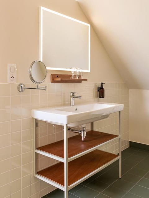 The Originals Boutique, Hôtel de la Paix, Beaune (Qualys-Hotel) Hotel in Beaune