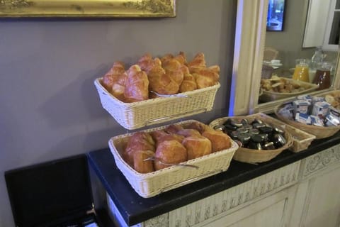 Château De Lazenay - Résidence Hôtelière Hotel in Bourges