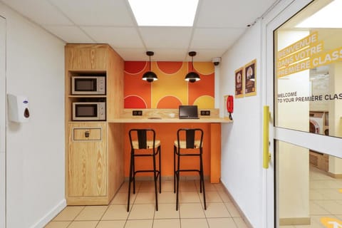 Première Classe Lille Sud Henin Beaumont Hotel in Hauts-de-France