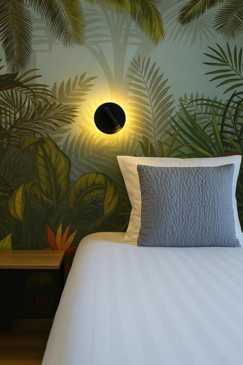 O'Cub Hotel Citotel Les Logis Hotel in Villeneuve-lès-Avignon