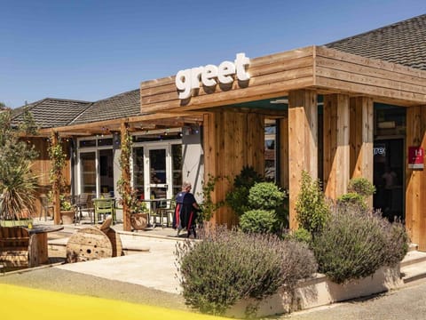 Greet Hotel Marseille Provence Aeroport Hotel in Marignane