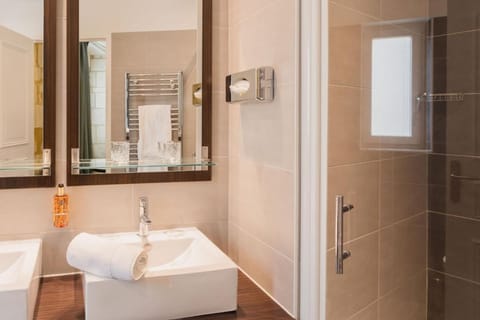 Best Western Hotel De France Hotel in Centre-Val de Loire