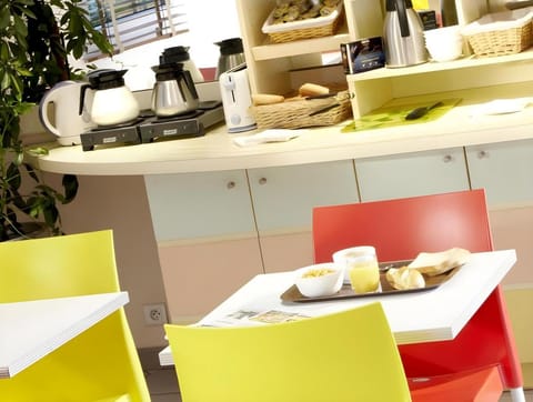 Hotel Premiere Classe Saint Ouen L'Aumone Hotel in Pontoise