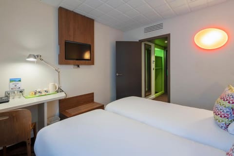 Campanile Annecy Centre - Gare Hotel in Annecy