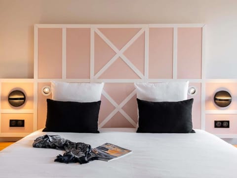 Mercure Rouen Centre Champ de Mars Hotel in Rouen