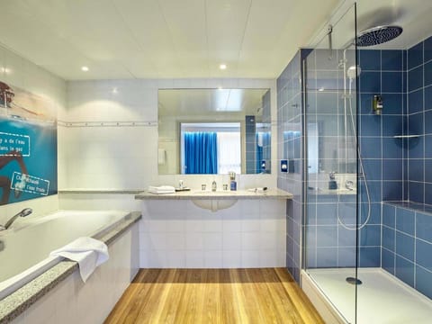 Mercure Chateau Fontainebleau Demeures de Campagne Hotel in Fontainebleau