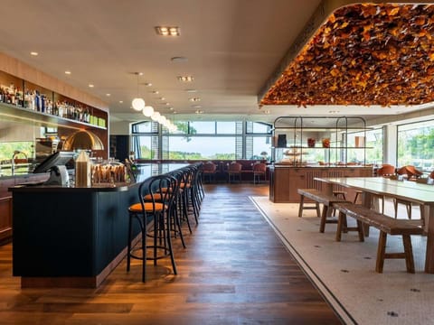 Hotel Mercure Omaha Beach Hotel in Normandy