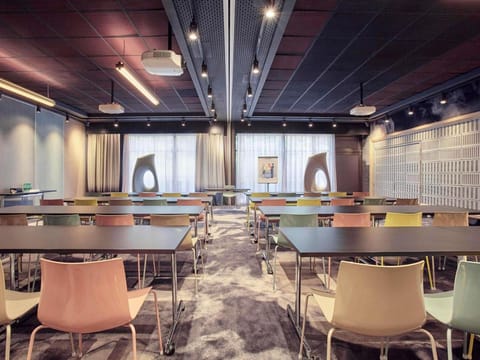 Novotel Marne-la-Vallée Collégien Hotel in Bussy-Saint-Georges