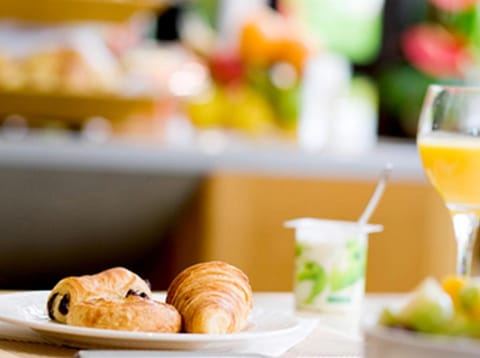 Novotel Caen Côte de Nacre Hotel in Caen