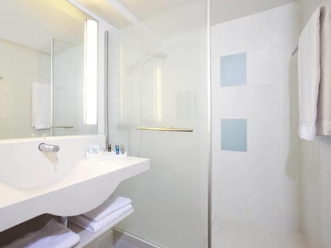 Novotel Caen Côte de Nacre Hotel in Caen