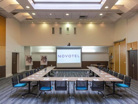 Novotel Paris Pont De Sevres Hotel in Saint-Cloud