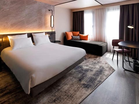 Novotel Paris Suresnes Longchamp Hotel in Puteaux