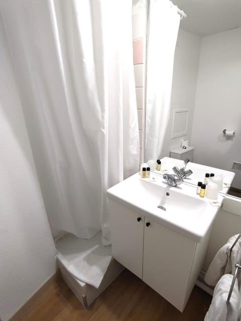 Séjours & Affaires Grenoble Marie Curie Apartment hotel in Grenoble