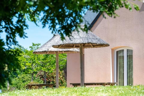 Résidence Odalys Horizon - Presqu'Ile de Crozon Campground/ 
RV Resort in Crozon