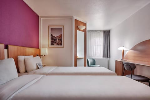 Kyriad Les Ulis Hotel in Île-de-France