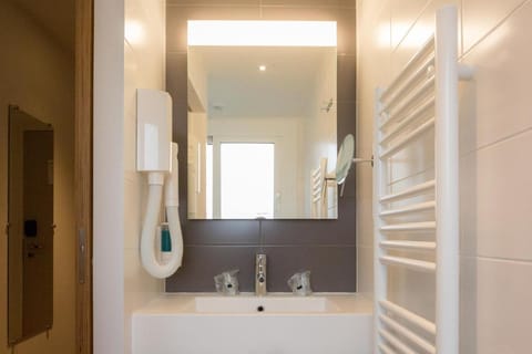 La Regence Hotel in Puteaux