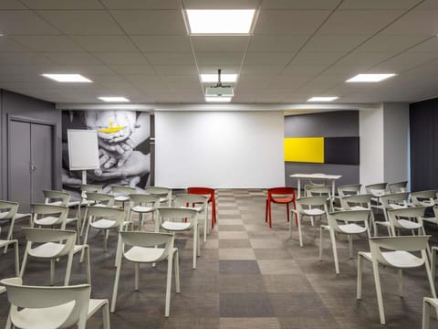 ibis Saint-Malo Madeleine Hotel in St-Malo