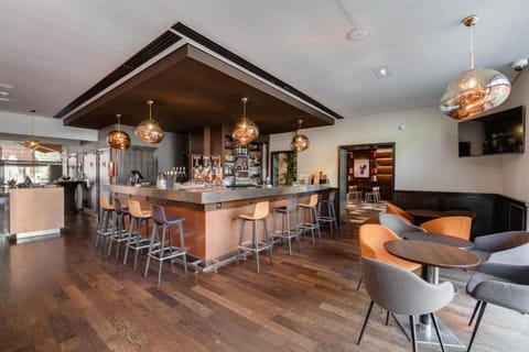 DoubleTree by Hilton Paris Boulogne Hotel in Paris