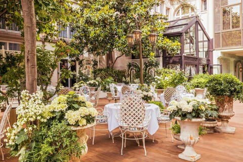 Renaissance Paris Nobel Tour Eiffel Hotel Hotel in Paris