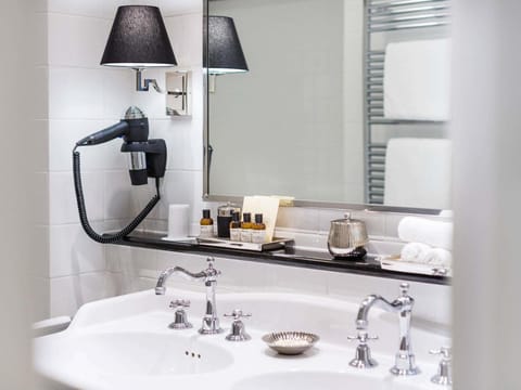 Fairmont Hotel Vier Jahreszeiten Hotel in Hamburg