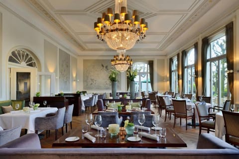 Louis C Jacob, Hamburg, Autograph Collection Hotel in Hamburg