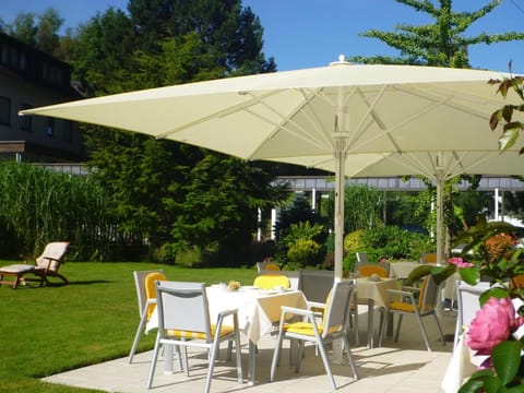 Romantik Waldhotel Mangold Hotel in Bergisch Gladbach