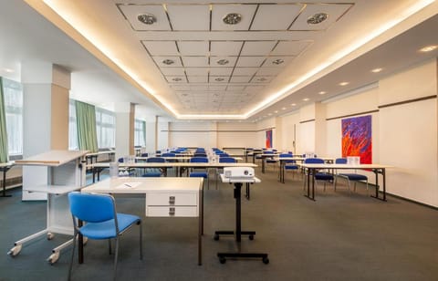 Wyndham Garden Koblenz Hotel in Koblenz