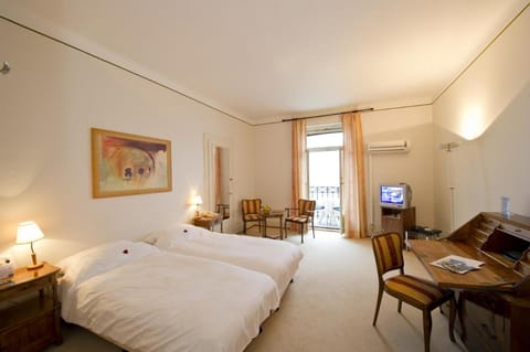 Hôtel du Grand Lac Excelsior Hotel in Montreux