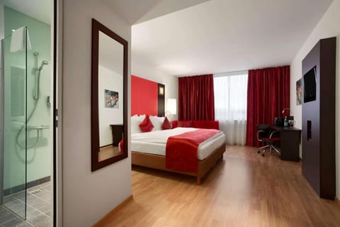 Ramada Encore by Wyndham Geneva Hotel in Geneva