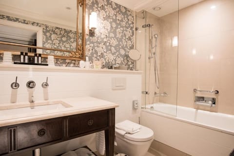 Grand Hotel du Lac Hotel in Montreux