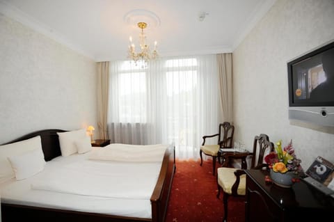 HELIOPARK Bad Hotel Zum Hirsch Hotel in Baden-Baden