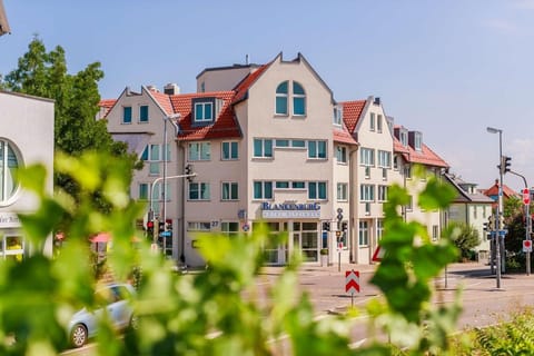 PLAZA Hotel Blankenburg Ditzingen, Sure Hotel Collection Hotel in Stuttgart