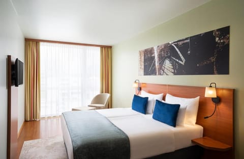 Leonardo Hotel Salzburg Airport Hotel in Berchtesgadener Land