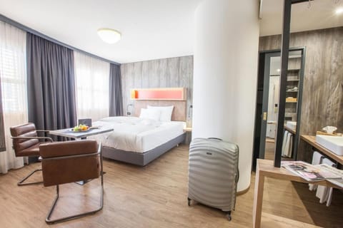 Boutiquehotel Thessoni Classic & Self service Residence Thessoni Home Zürich 300 m walking distance from main building Hotel in Canton of Zurich