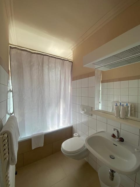 Hotel De La Paix Hotel in Interlaken