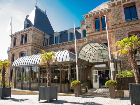 Royal Emerald Dinard-MGallery Hotel in Dinard