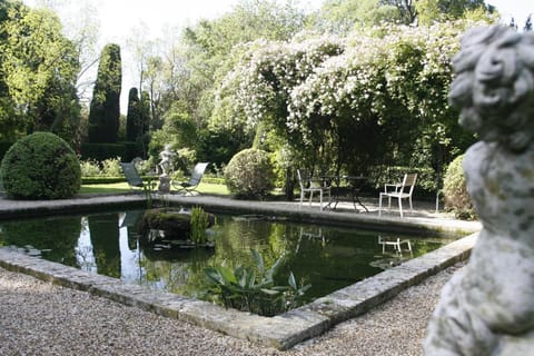 Baumanière - Les Baux de Provence Hotel in Les Baux-de-Provence