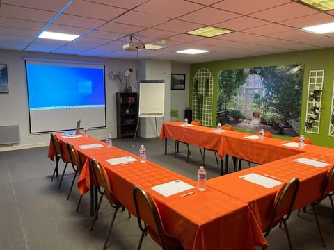 Hôtel Saint Laurent Hotel in Île-de-France