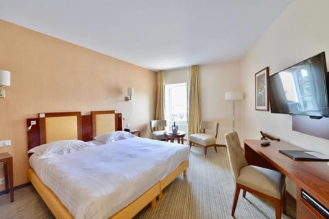 Best Western Plus Hotel D'Angleterre Hotel in Bourges