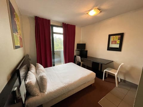 Residhotel Lyon Lamartine Apartment hotel in Tassin-la-Demi-Lune