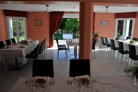 L'Orée des Châteaux Hotel in Centre-Val de Loire