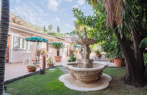 Hotel Ristorante Borgo La Tana Hotel in Basilicata