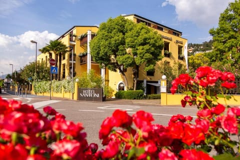 Hotel Santoni Freelosophy *** Hotel in Nago–Torbole