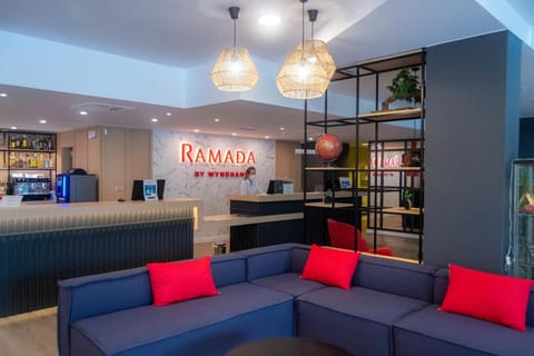 Ramada by Wyndham Valencia Almussafes Hotel in Ribera Baixa