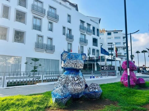 Park Plaza Suites Apartamentos Apartment hotel in Marbella