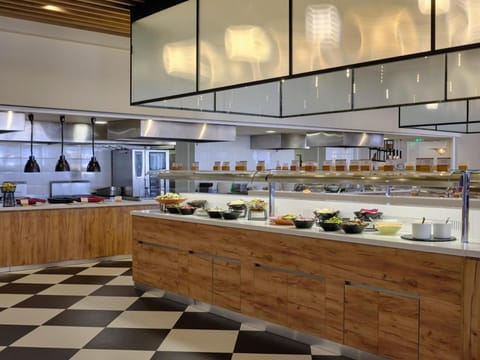 Atlantica Ocean Beach Resort Hotel in Crete