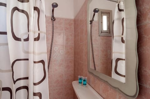 Holiday Beach Resort Santorini Hotel in Perissa