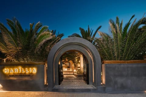 Marillia Village Apartment hotel in Perissa