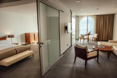 Avala Resort & Villas Hotel in Budva